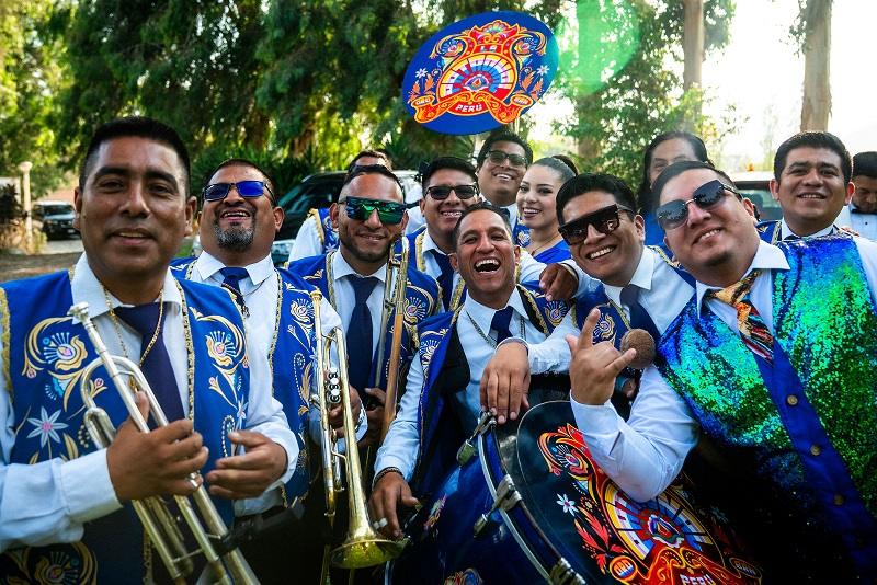 Invitados sorprendidos por el show